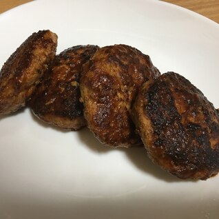 簡単☆挽肉とおうちにあるものでつくるハンバーグ！